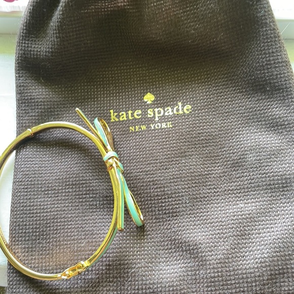 Kate Spade Bow Bracelet - Picture 5 of 5